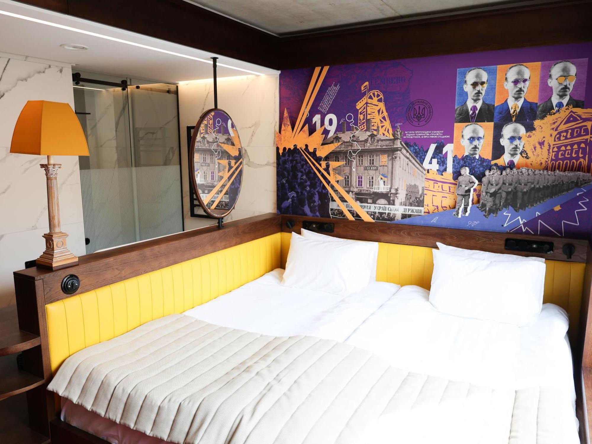 !Fest Hotel Rynok Square Lviv Extérieur photo