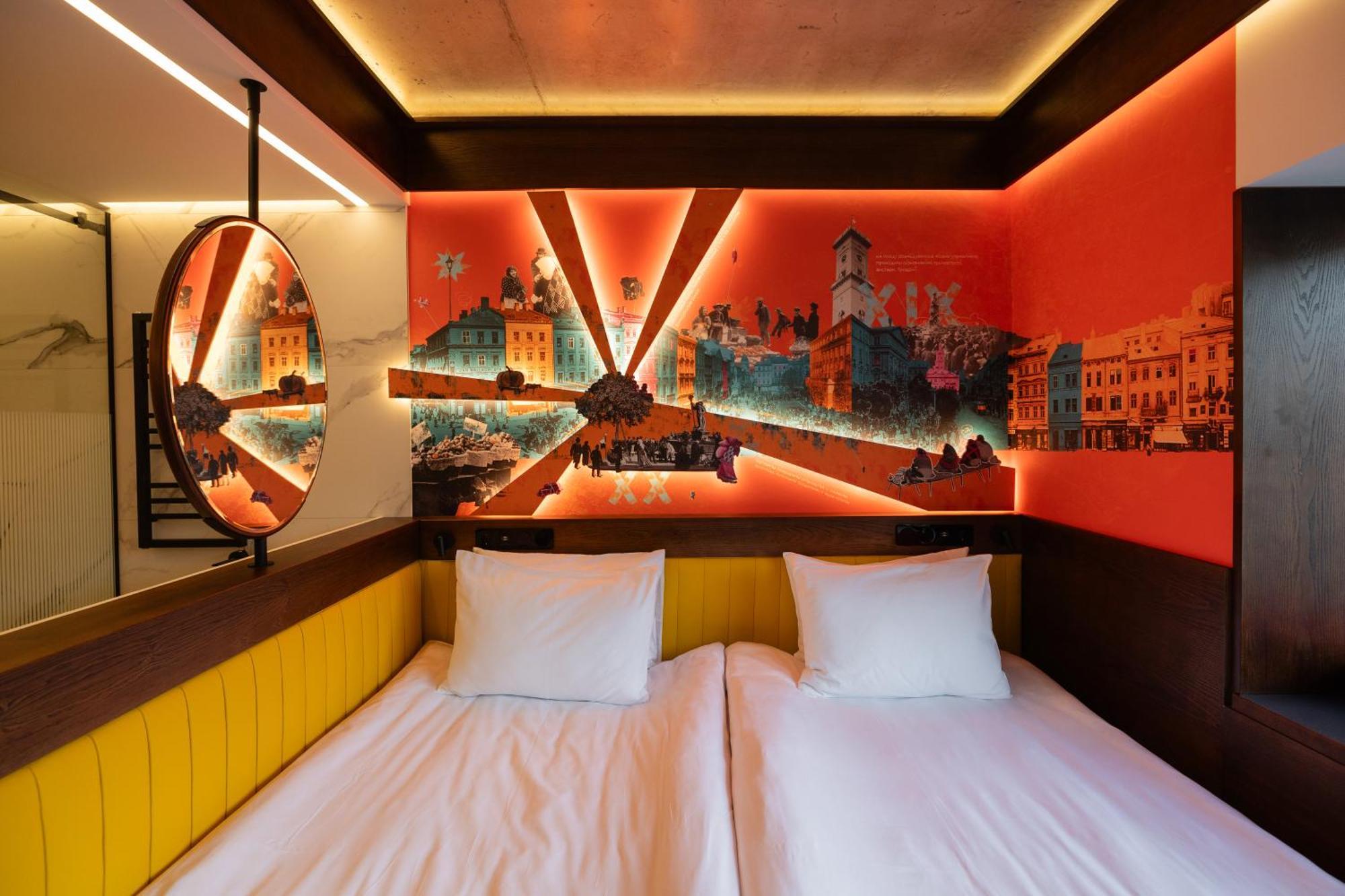 !Fest Hotel Rynok Square Lviv Extérieur photo