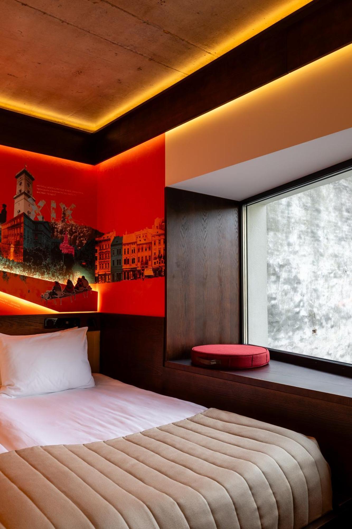 !Fest Hotel Rynok Square Lviv Extérieur photo