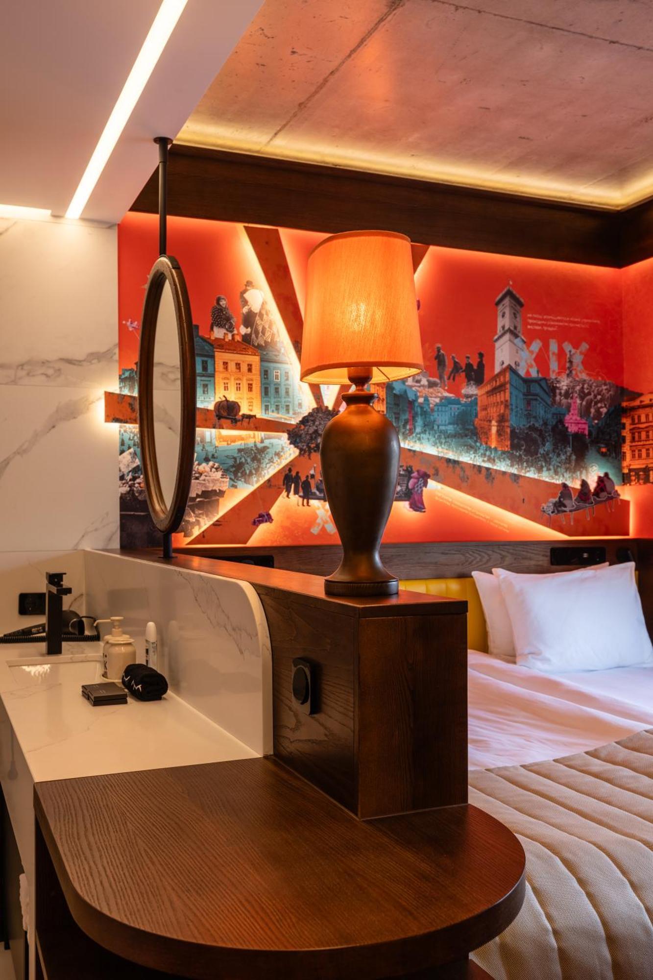 !Fest Hotel Rynok Square Lviv Extérieur photo