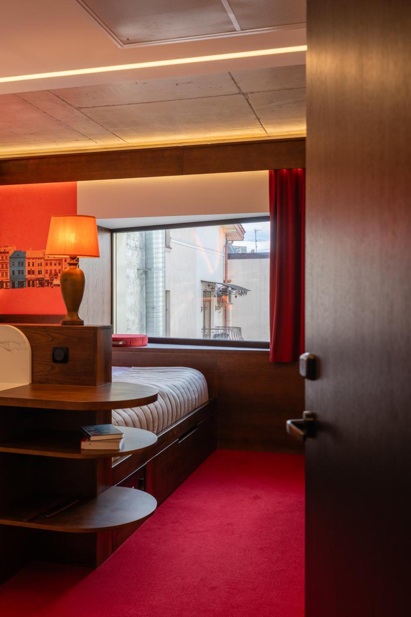 !Fest Hotel Rynok Square Lviv Extérieur photo